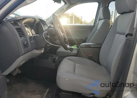 2008 Dodge Dakota Sxt z USA, uszkodzony, nr VIN 1D7HE38K48S559911